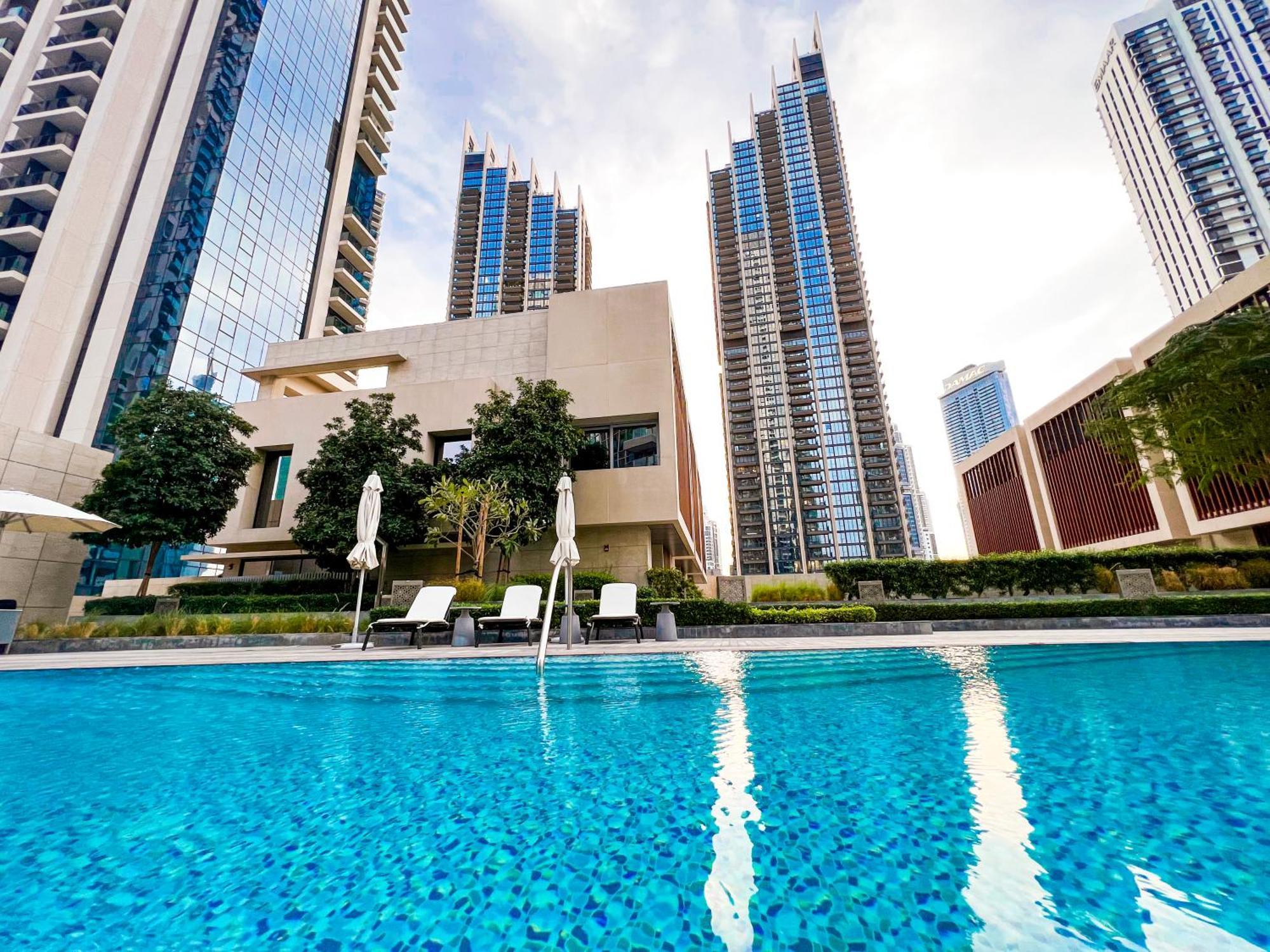 Downtown Luxury - Stunning Burj Khalifa & Sea View - 5 Minutes Walk To Dubai Mall Exteriér fotografie