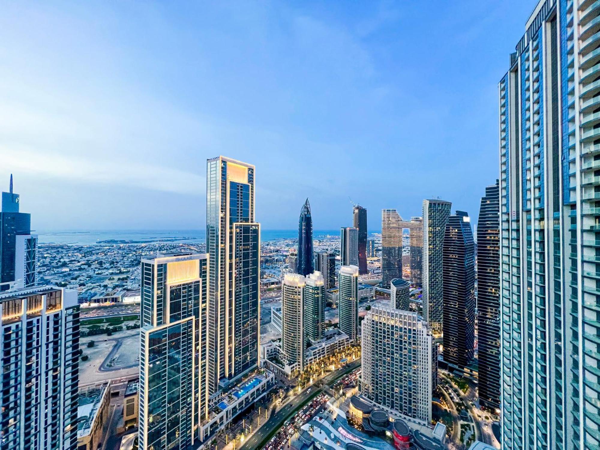 Downtown Luxury - Stunning Burj Khalifa & Sea View - 5 Minutes Walk To Dubai Mall Exteriér fotografie
